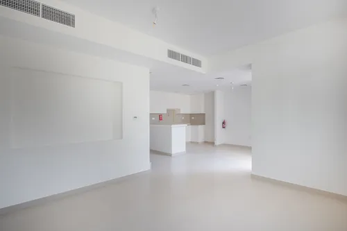 3 Bedrooms Townhouse in Sama Townhouses