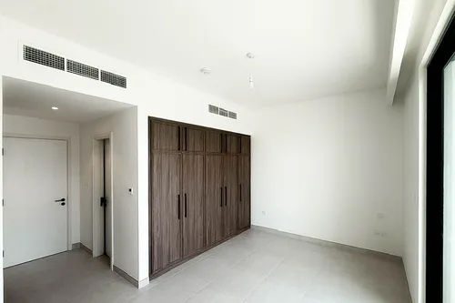 4 Bedrooms Townhouse in Maha Townhouses