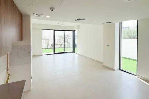 4 Bedrooms Townhouse in Maha Townhouses