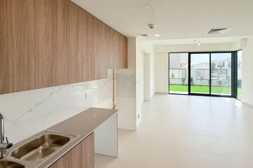 4 Bedrooms Townhouse in Maha Townhouses