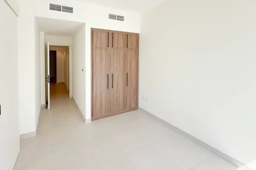 4 Bedrooms Townhouse in Maha Townhouses