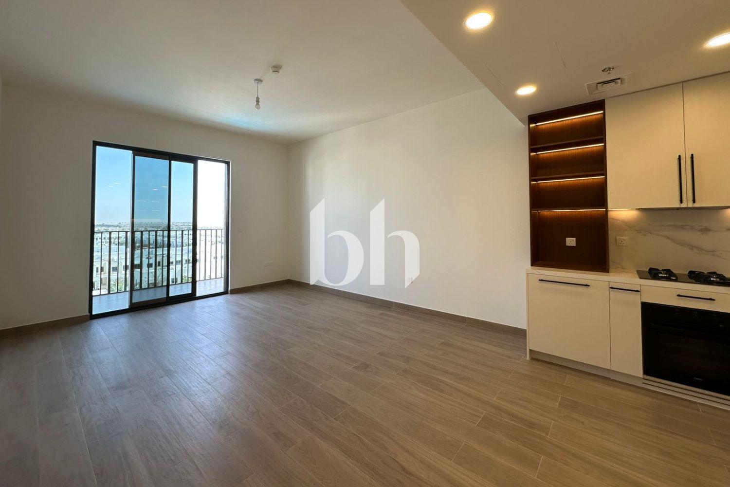 Biggest Layout | Pool View | High Floor