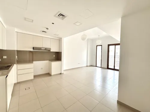 2 Bedrooms Apartment in Zahra Breeze Apartments 3A