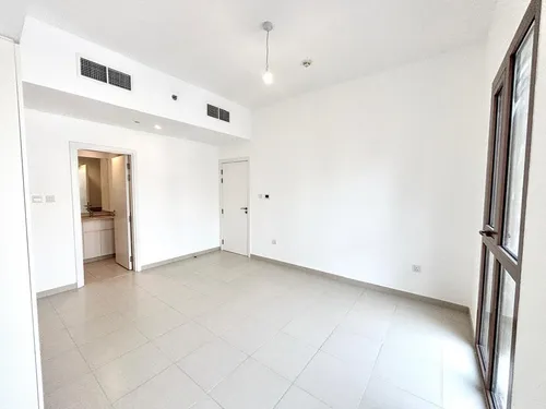 2 Bedrooms Apartment in Zahra Breeze Apartments 3A
