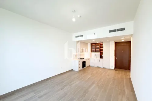 Brand New | Fitted Appliances | High Floor