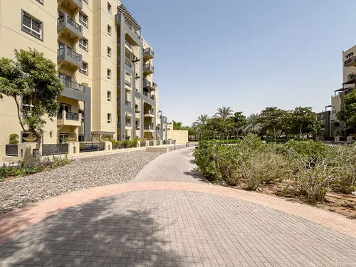 Stylish 1-Bed | 2 Bath | Al Thamam 53, Remraam