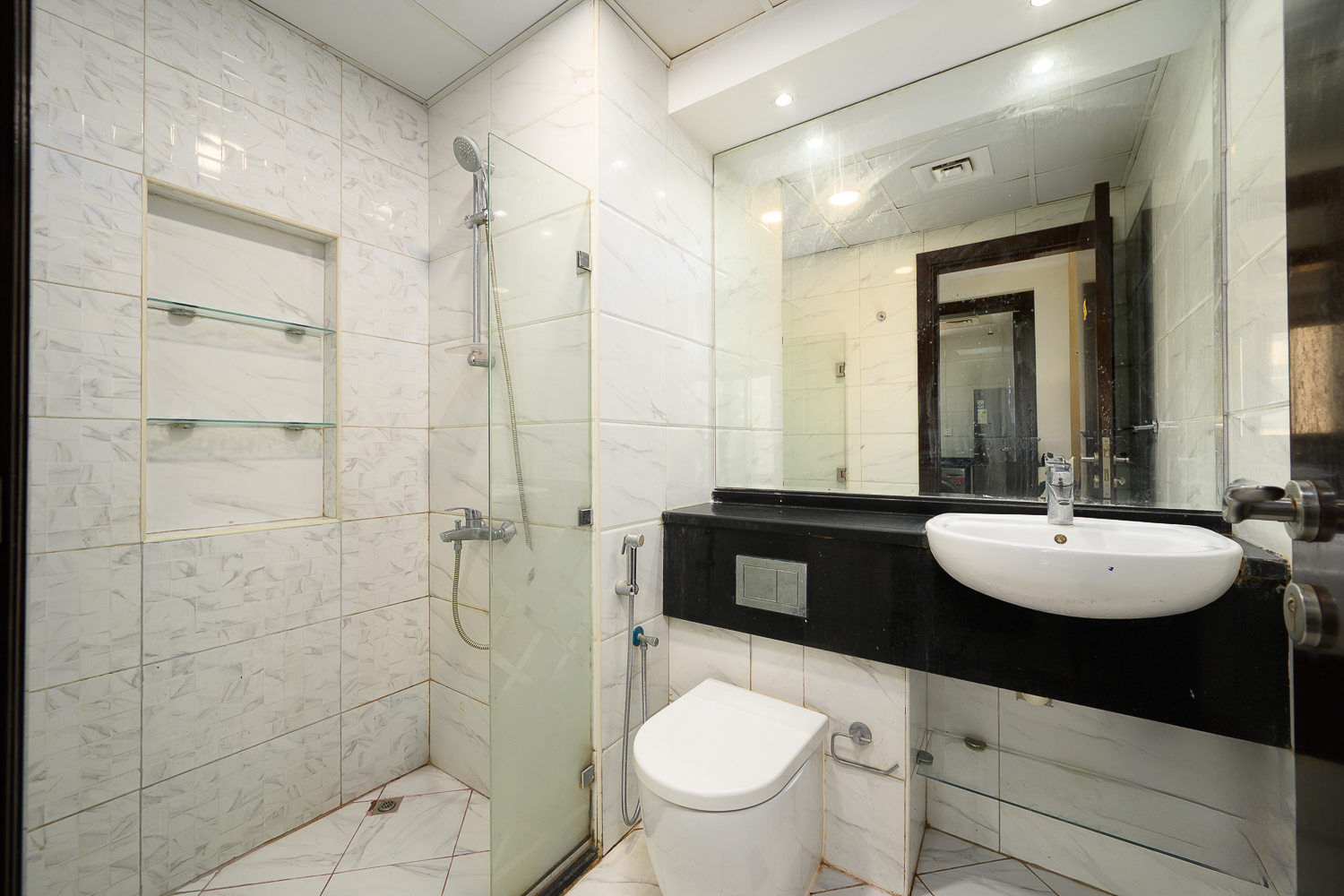 1 Bedroom Apartment in Rokane G24