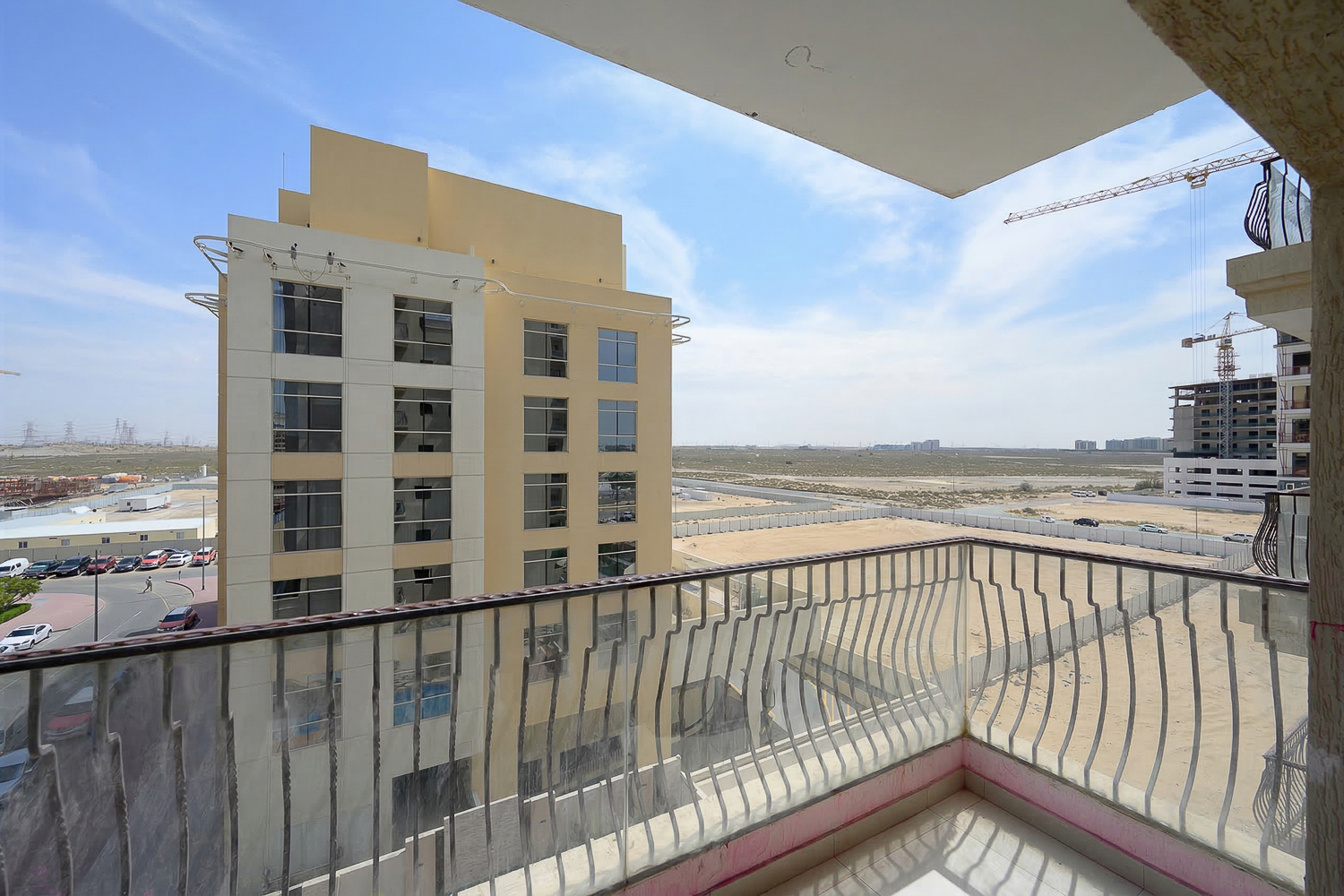 1 Bedroom Apartment in Rokane G24