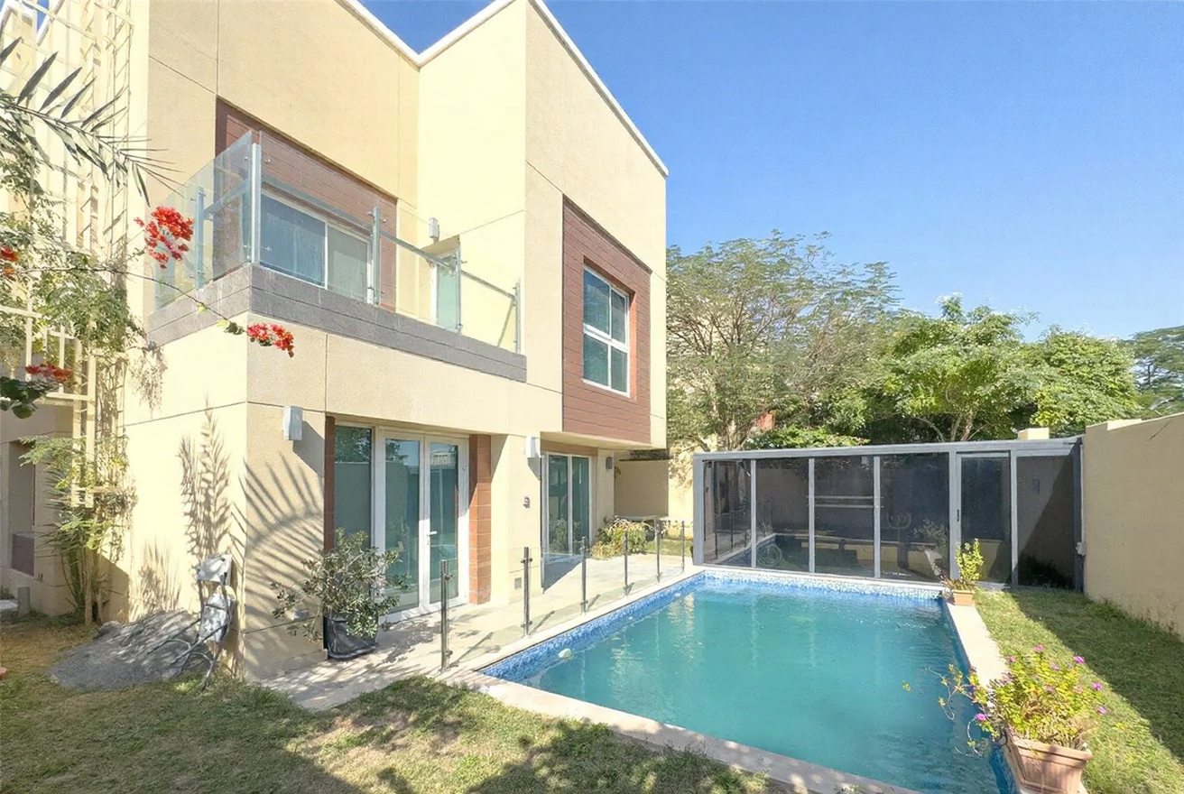 4 Bedrooms Villa in Villa Lantana 1