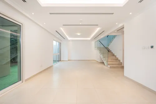 4 Bedrooms Villa in Villa Lantana 2