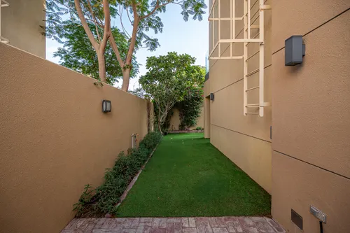 4 Bedrooms Villa in Villa Lantana 2