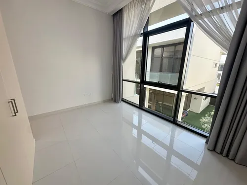 3 Bedrooms Townhouse in Topanga