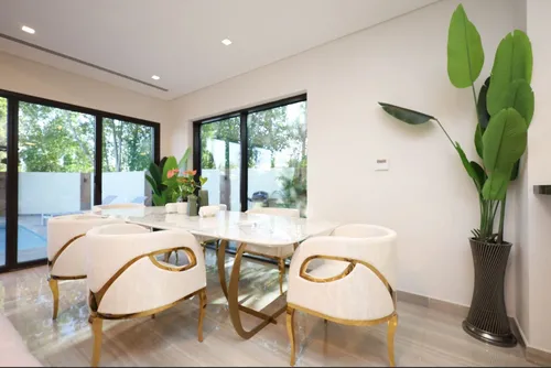 4 Bedrooms Townhouse in Silver Springs 3