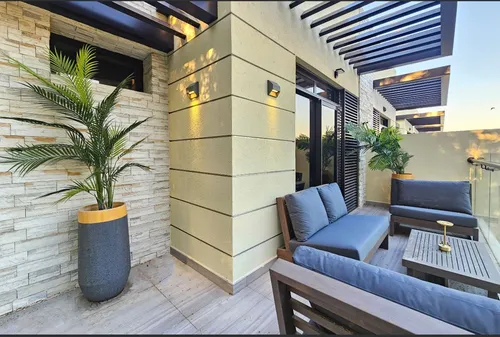 4 Bedrooms Townhouse in Silver Springs 3