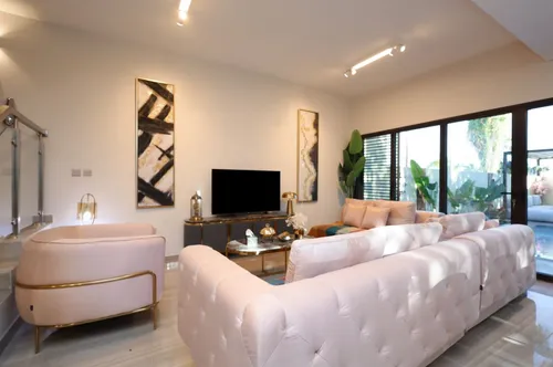 4 Bedrooms Townhouse in Silver Springs 3