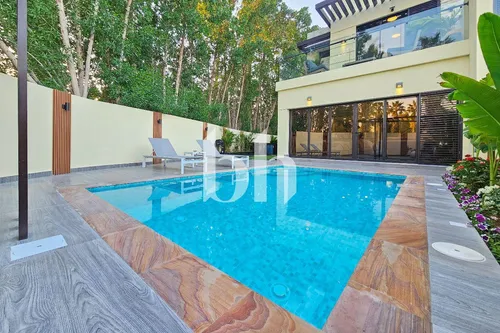 Private Pool | Beautifully Furnished I Corner unit