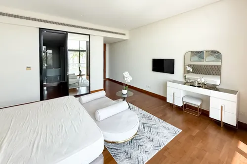 5 Bedrooms Villa in Picadilly Green