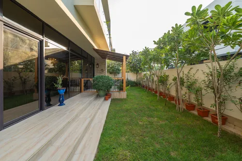 5 Bedrooms Villa in Silver Springs 1