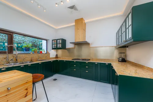 5 Bedrooms Villa in Silver Springs 1