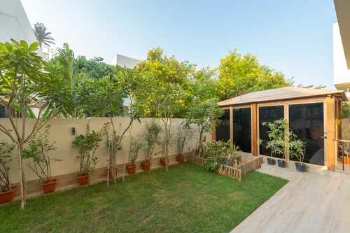 5 Bedrooms Villa in Silver Springs 1