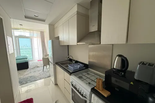  Apartment in Carson B