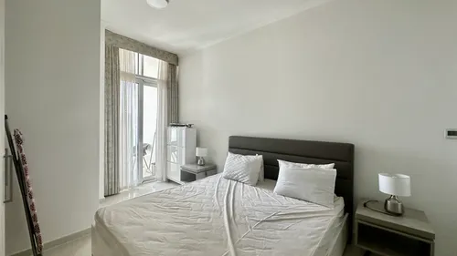 1 Bedroom Apartment in Carson B