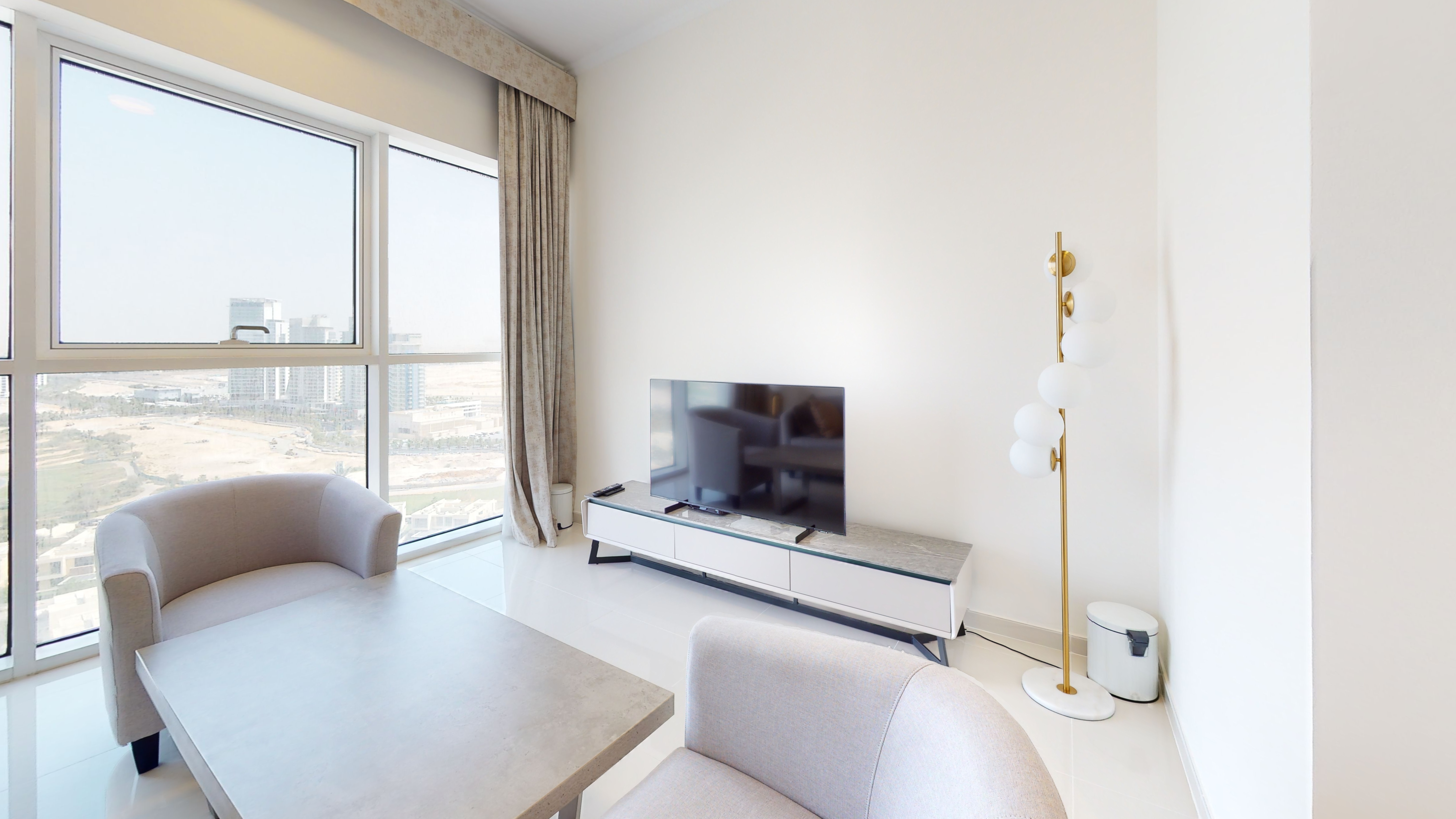 1 Bedroom Apartment in Carson B