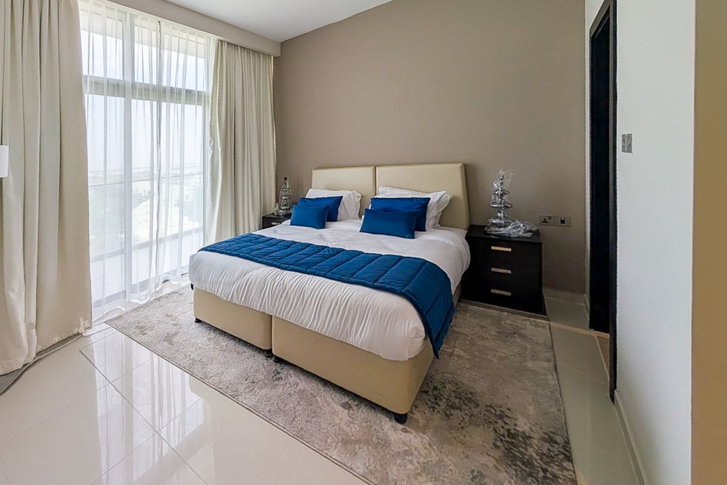 3 Bedrooms Apartment in Golf Terrace B