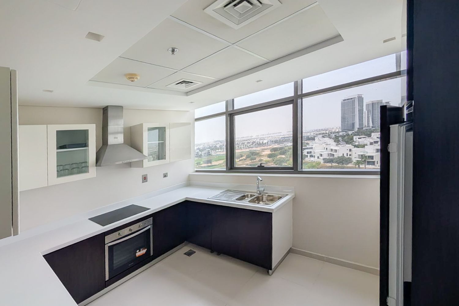 3 Bedrooms Apartment in Golf Terrace B