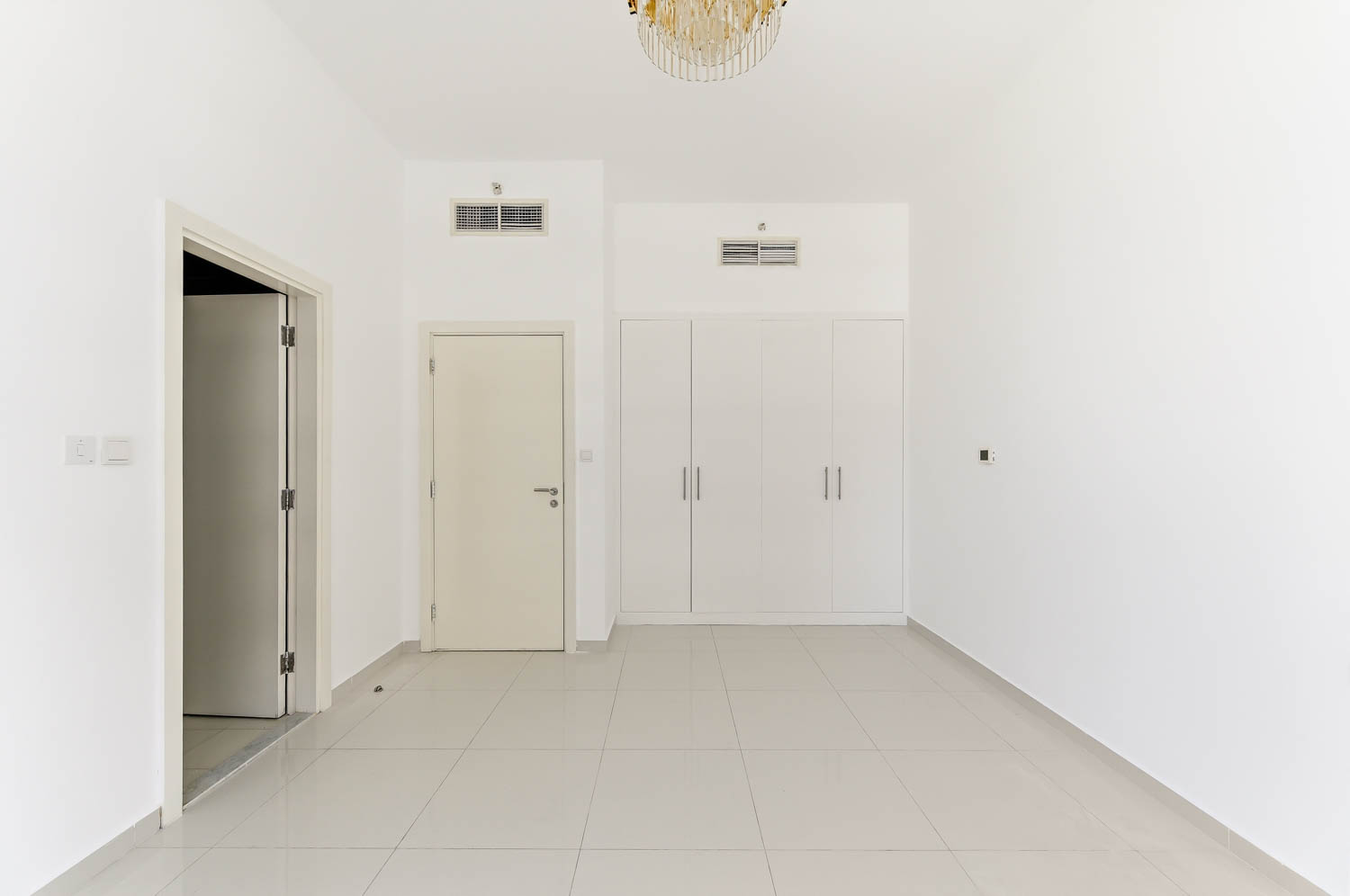 2 Bedrooms Apartment in Golf Promenade 4B