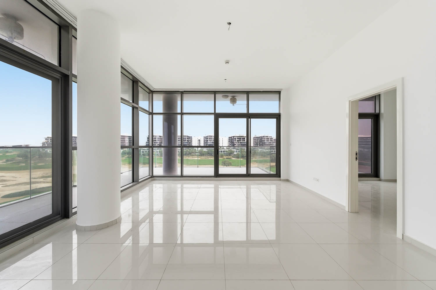 2 Bedrooms Apartment in Golf Promenade 4B