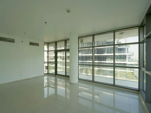 2 Bedrooms Apartment in Golf Promenade 4B