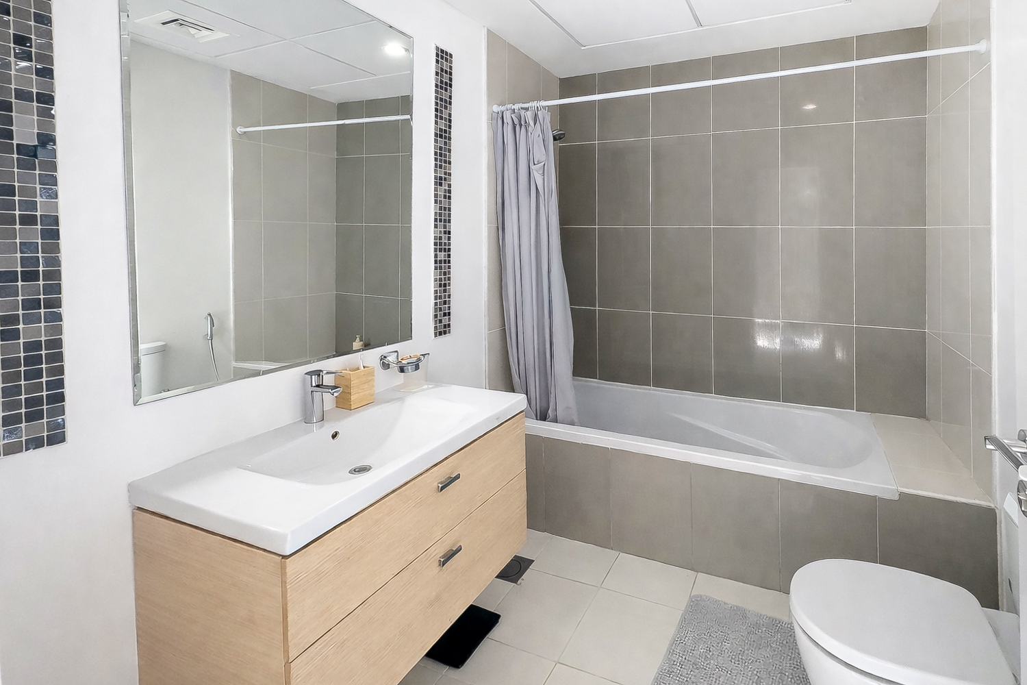 1 Bedroom Apartment in Golf Promenade 3A