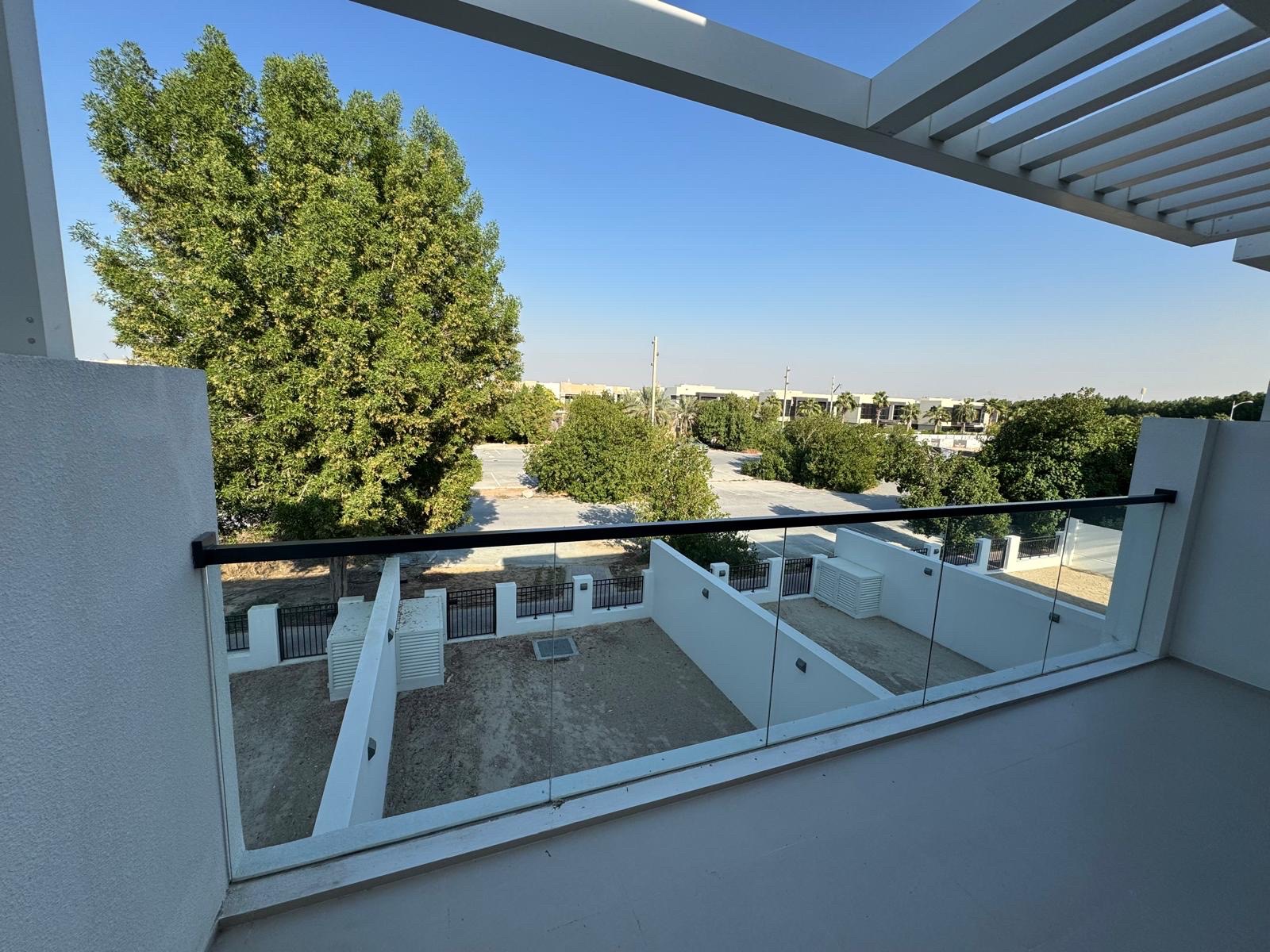 4 Bedrooms Townhouse in Trinity