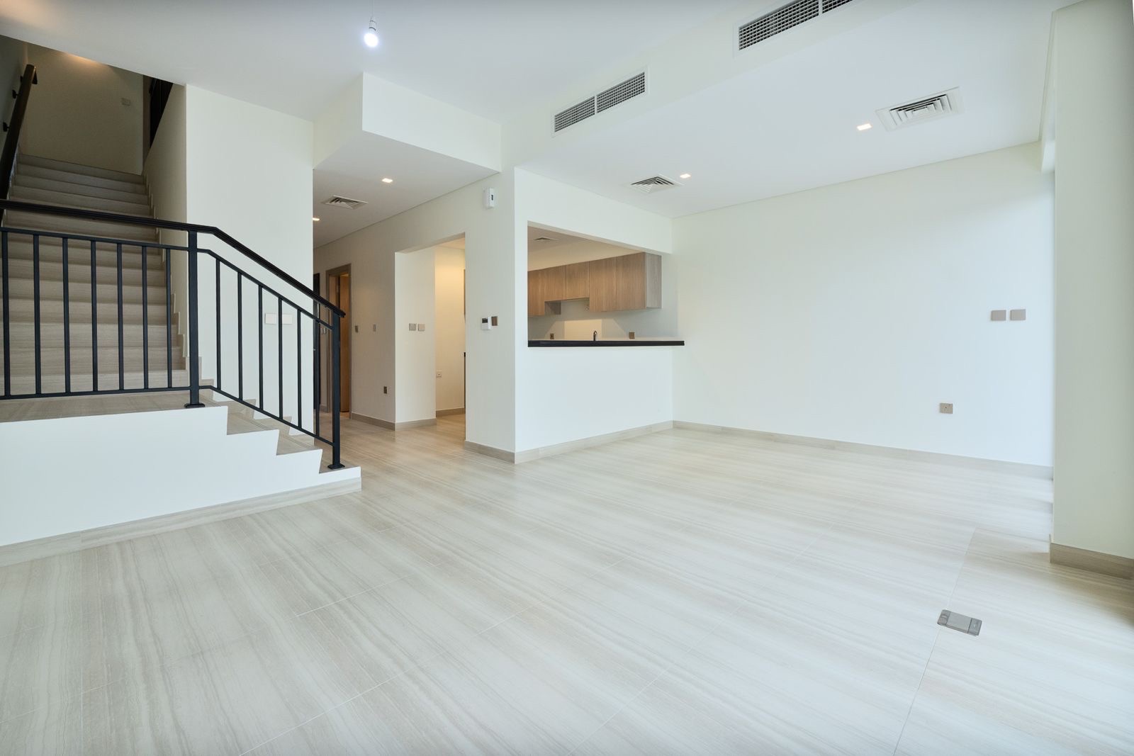 4 Bedrooms Townhouse in Trinity