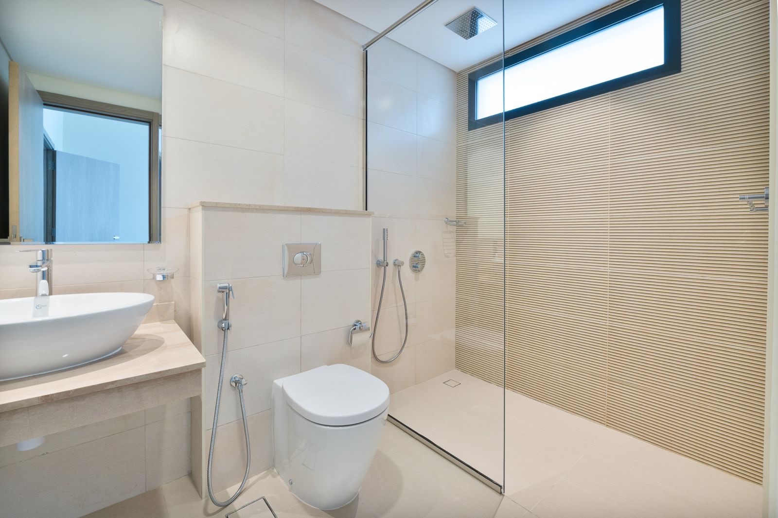 4 Bedrooms Townhouse in Trinity