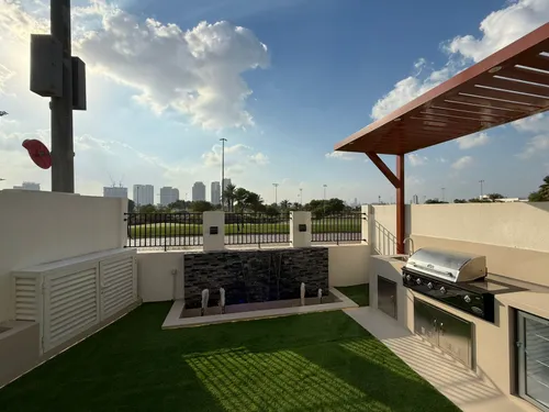 5 Bedrooms Villa in Silver Springs 3