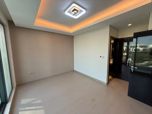 5 Bedrooms Villa in Silver Springs 3