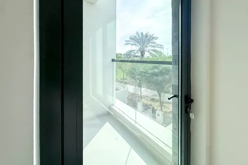 4 Bedrooms Villa in Silver Springs 3