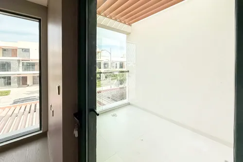 4 Bedrooms Villa in Silver Springs 3