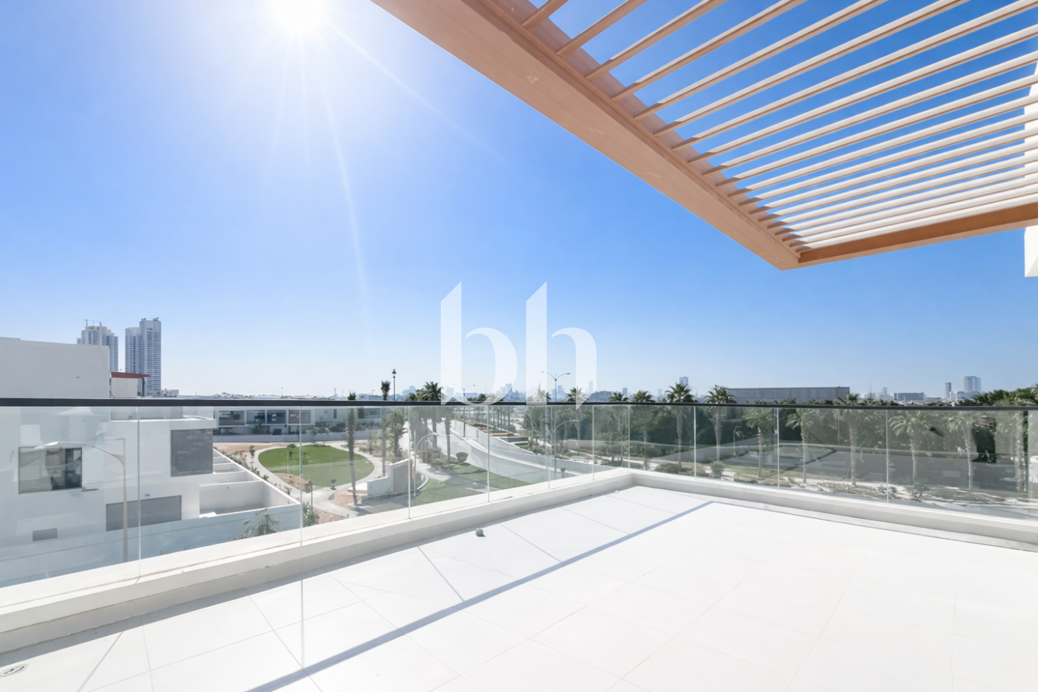 Spacious| Luxurious Bedroom | Silver Springs