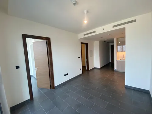 1 Bedroom Apartment in The Crest Tower B