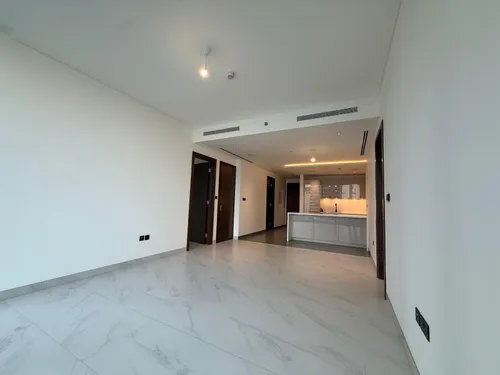 2 Bedrooms Apartment in The Crest Tower A