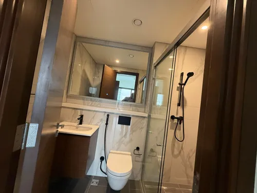 2 Bedrooms Apartment in The Crest Tower A