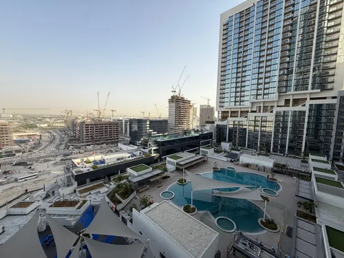 2 Bedrooms Apartment in The Crest Tower A