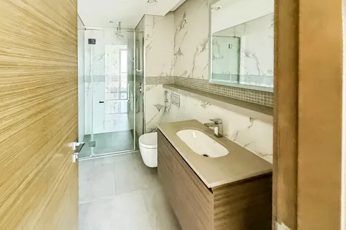 2 Bedrooms Apartment in One Park Avenue