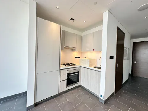 1 Bedroom Apartment in The Crest Tower B