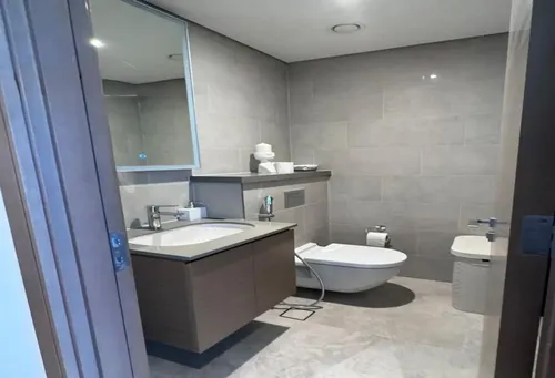 1 Bedroom Apartment in Waves Grande