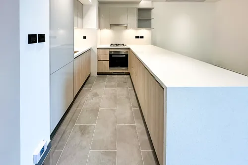 2 Bedrooms Apartment in The Crest Tower C