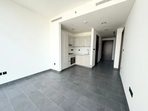 1 Bedroom Apartment in The Crest Tower B